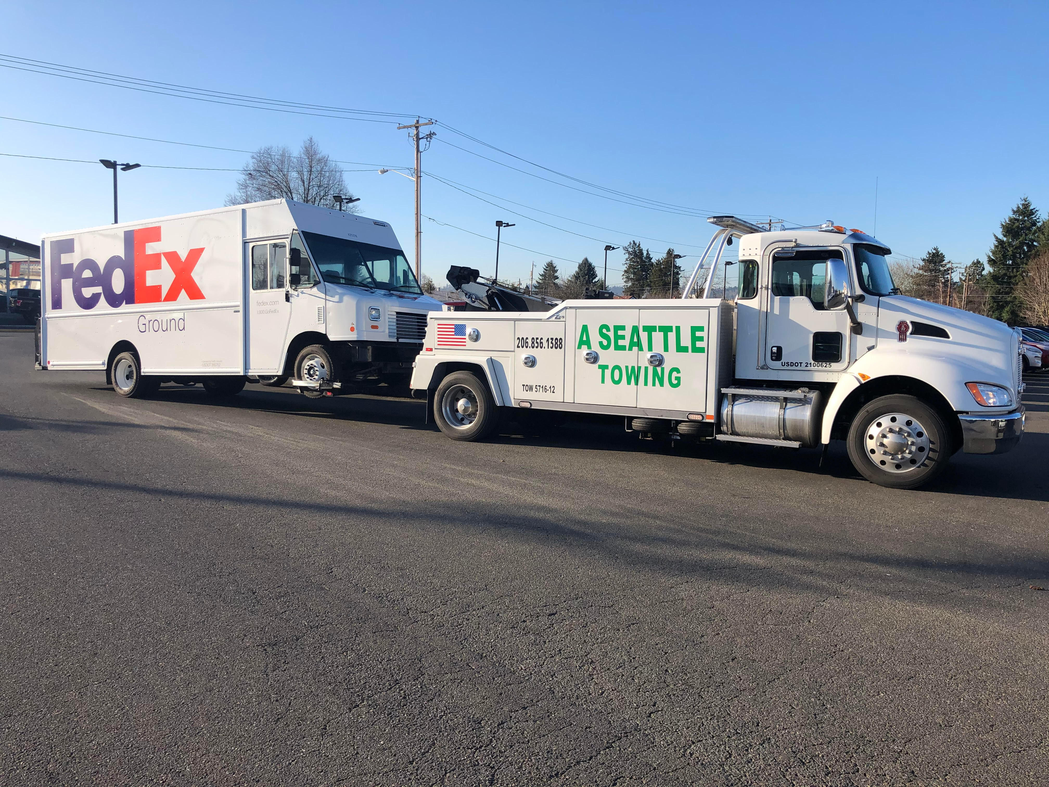 A Seattle Towing Photo