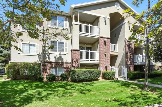 Images Country Oaks Apartments