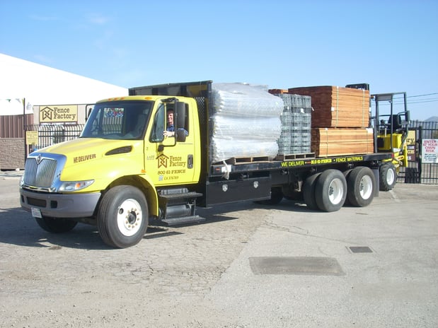 Images Fence Factory - Santa Maria