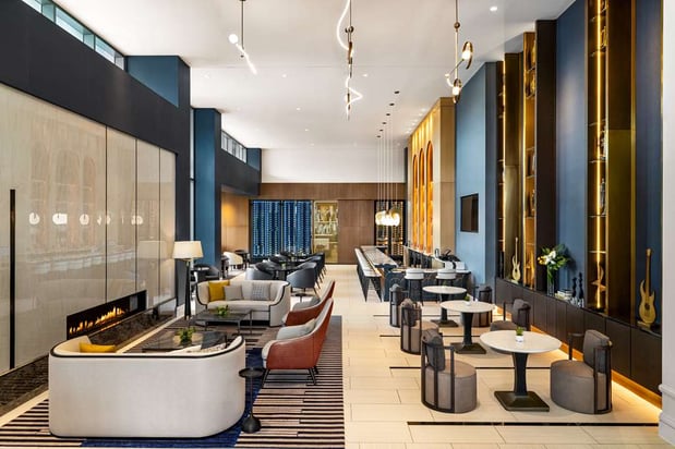Images Hilton BNA Nashville Airport Terminal