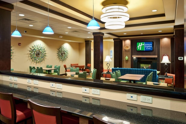 Images Holiday Inn Express & Suites Dayton South - I-675 by IHG