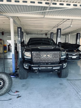 Images Raven's Auto Repair