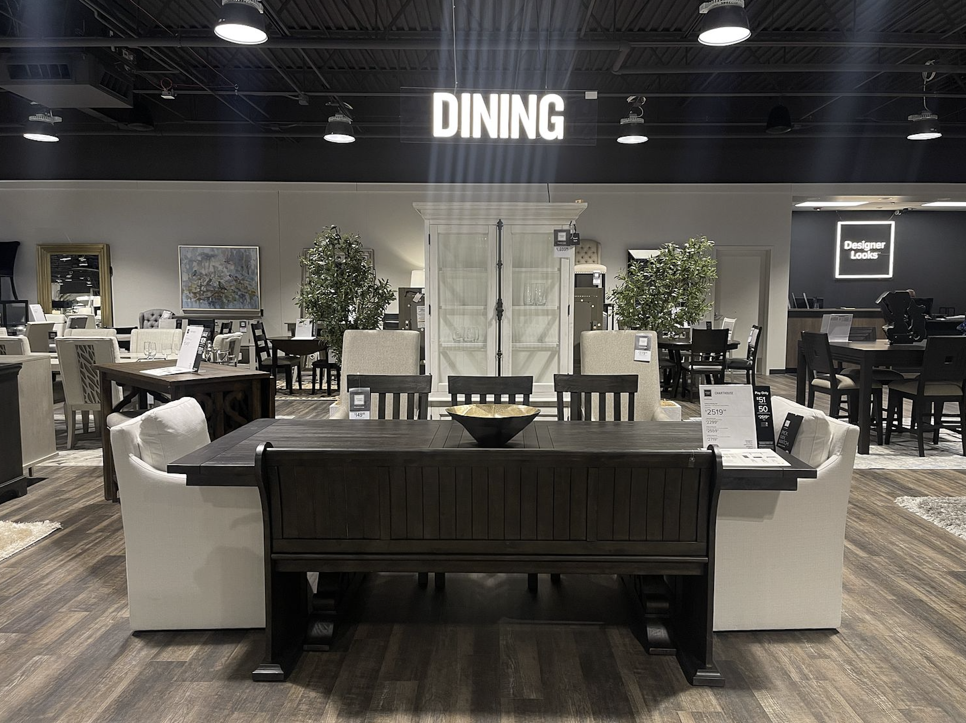 Value City Furniture Image