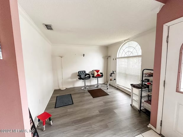 Images Simple Sell LLC