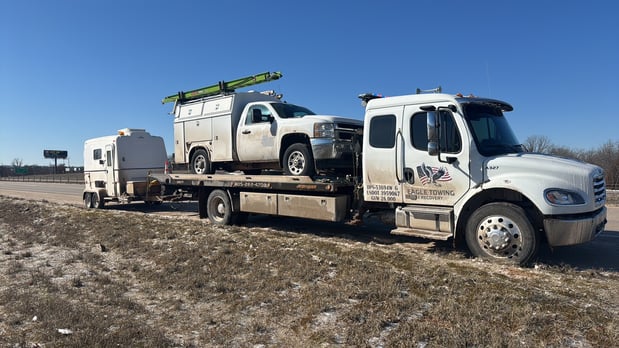 Images Eagle Towing & Recovery