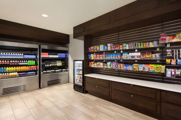 Images Embassy Suites by Hilton San Antonio Brooks Hotel & Spa