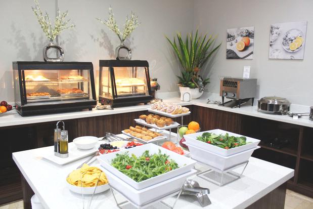 Images Nuvo Suites Hotel