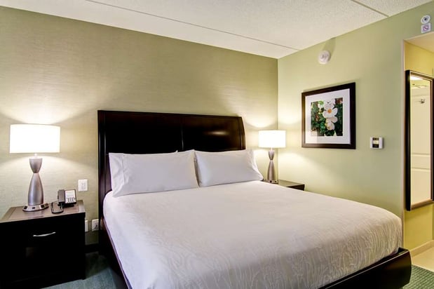 Images Hilton Garden Inn Woodbridge