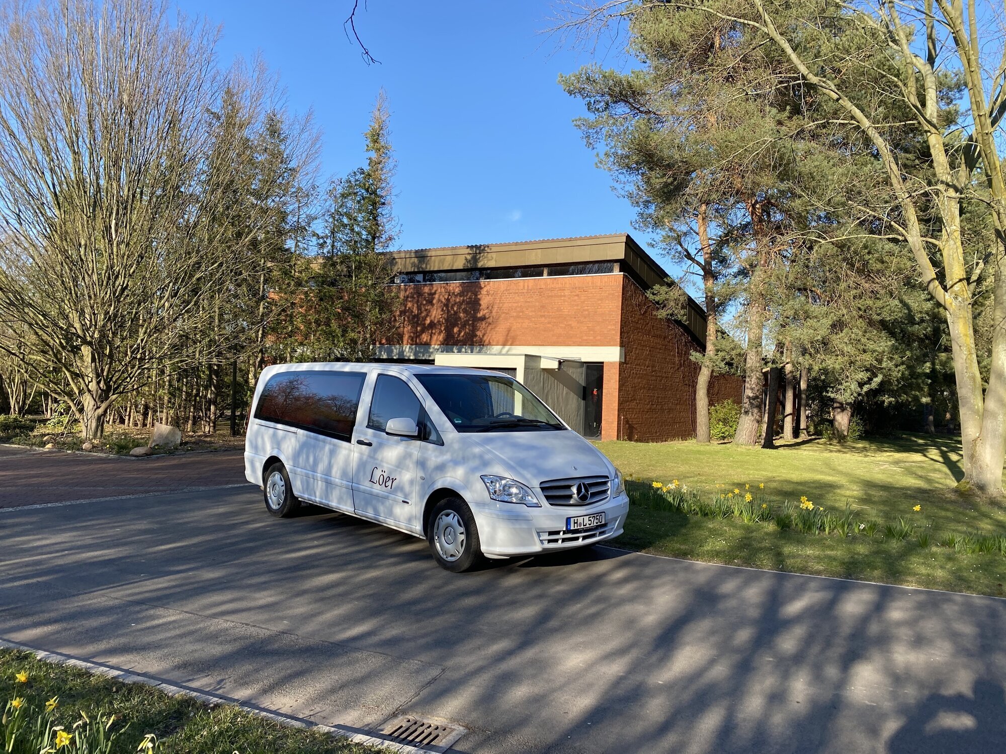 Löer Bestattungen, Karlsruher Straße 20A in Laatzen