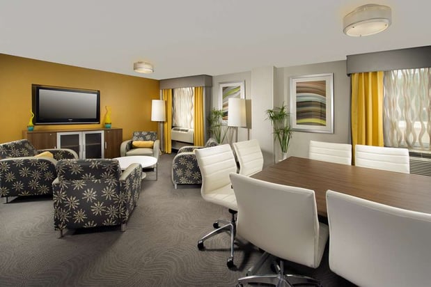 Images DoubleTree by Hilton Hotel Chattanooga Downtown