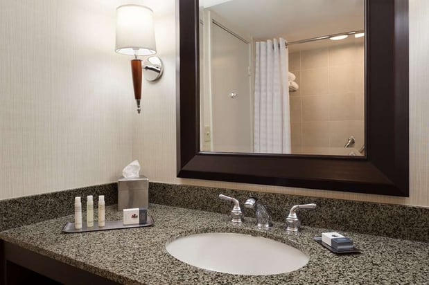 Images DoubleTree by Hilton Somerset Hotel and Conference Center