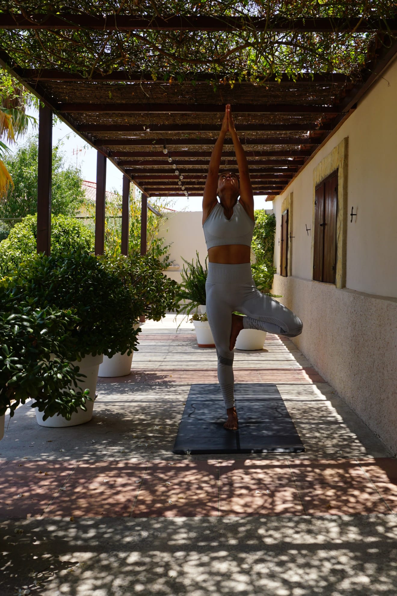 Images Sonia Aihara Hatha Yoga