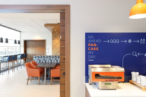 Images Holiday Inn Express Dallas Medical - Market Ctr by IHG