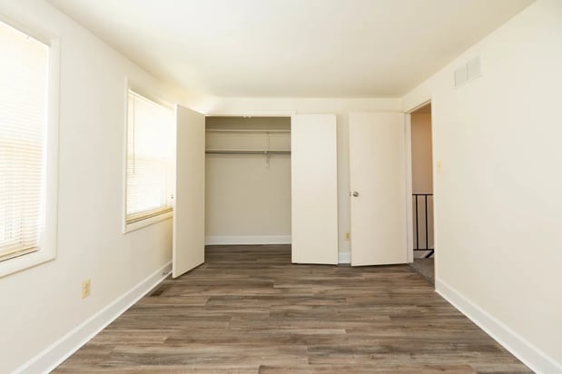 Images Walnut Grove Townhomes*