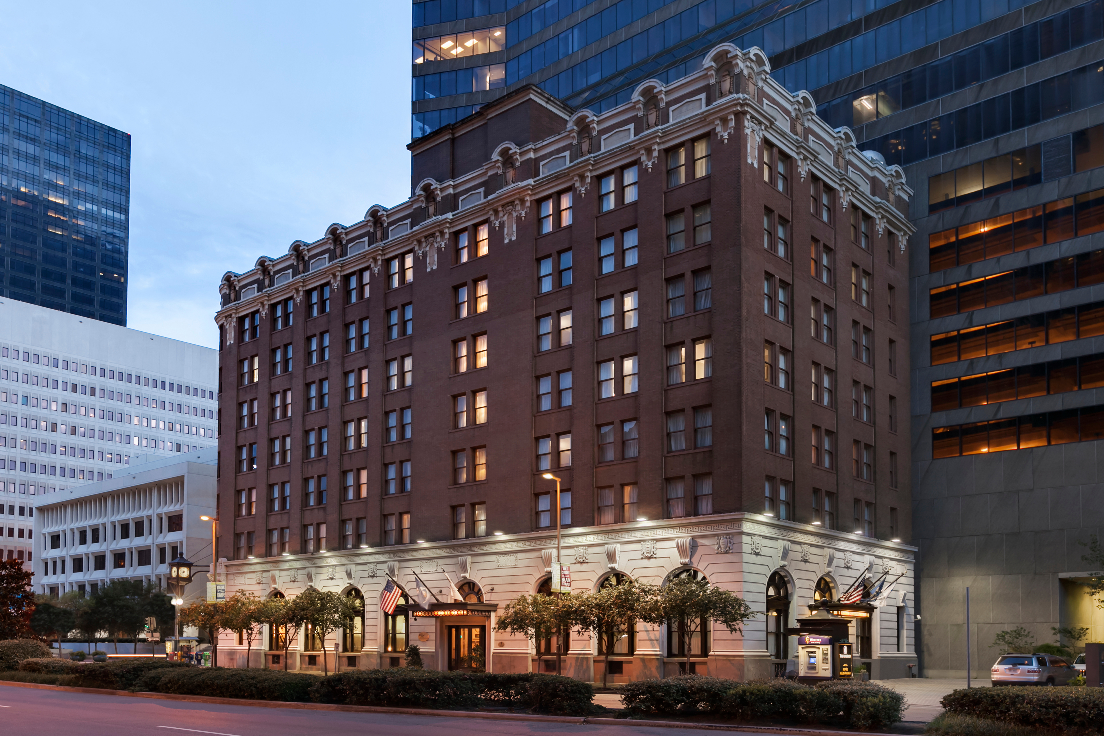 The Whitney Hotel New Orleans (504)581-4222