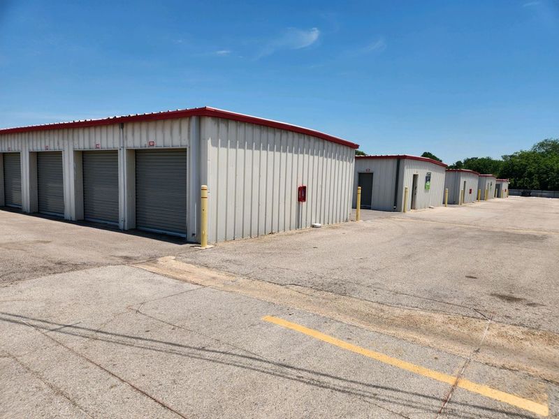 Exterior Units - Extra Space Storage at 3412 Garth Rd, Baytown, TX 77521