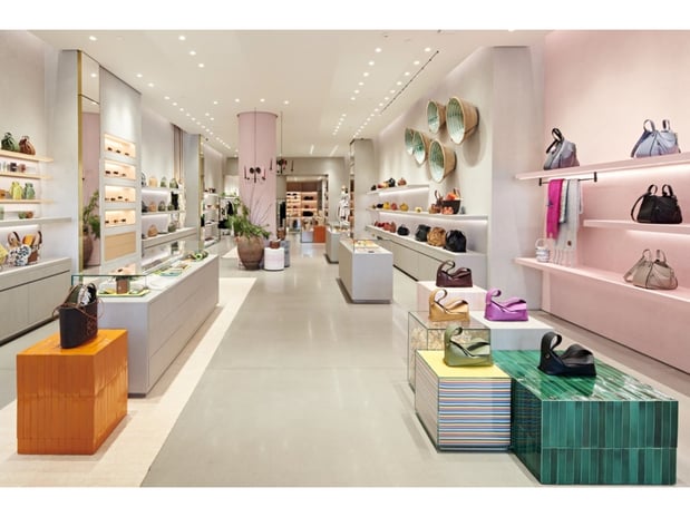 Images LOEWE Ala Moana