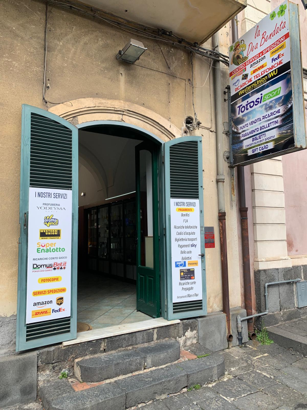 Images La dea bendata centro servizi e spedizioni