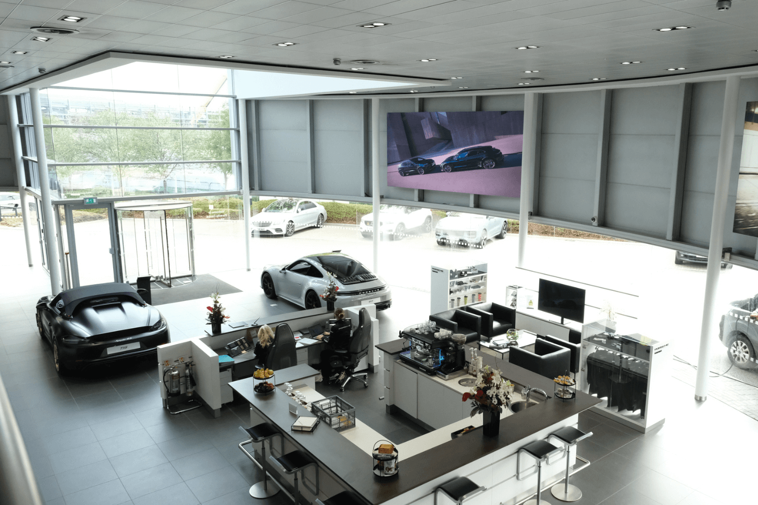 Images Porsche Centre Silverstone