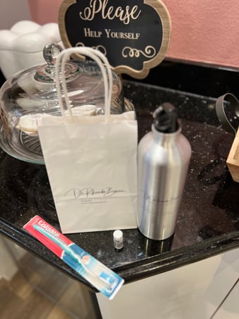 Images Rhonda K. Bowen, DDS