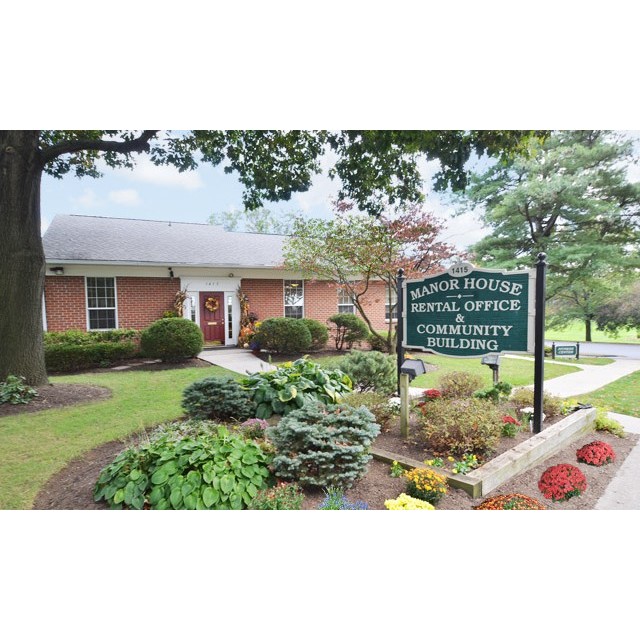 Manor House Apartments