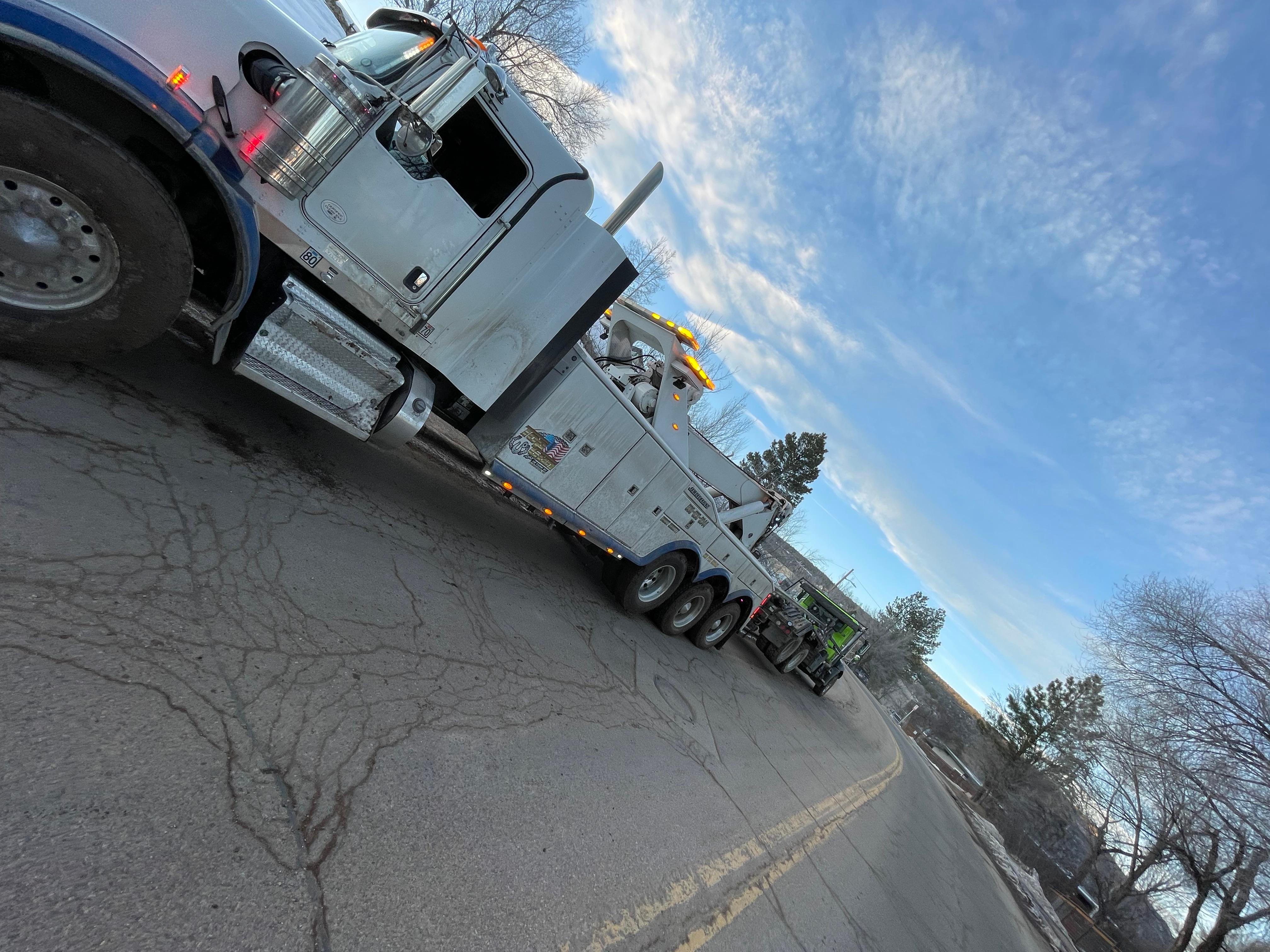 Call now for a towing service you can count on!