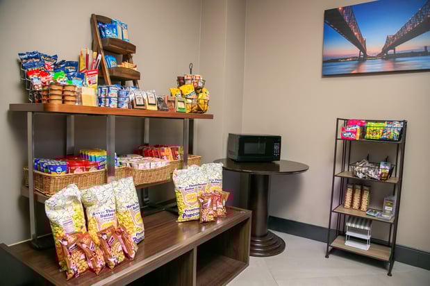 Images Holiday Inn New Orleans West Bank Tower by IHG