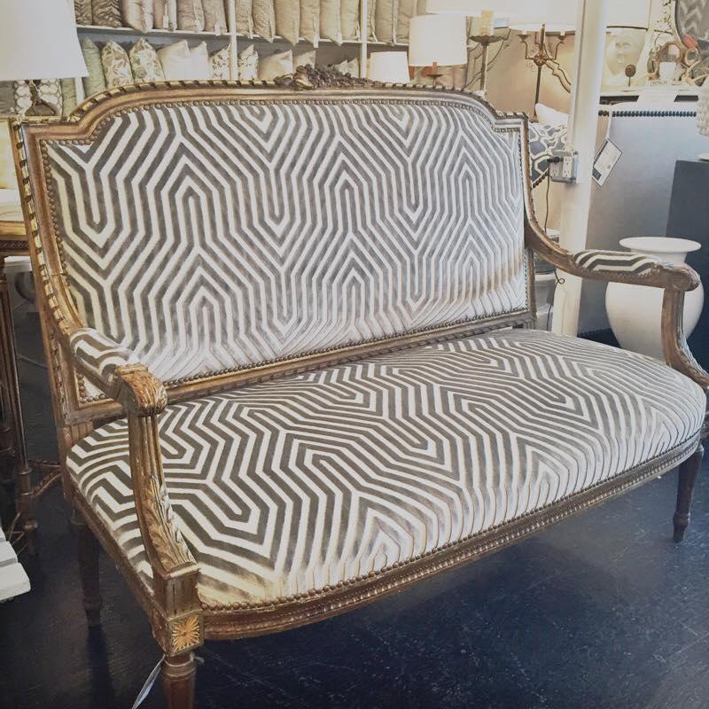 Vintage French settee looking fresh reupholstered and repainted by our talented team of warehouse employees! This Schumacher1889 Vanderbilt Velvet is one of our favorites- it looks fabulous on everything!