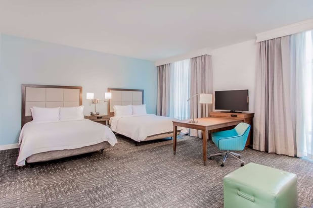 Images Hampton Inn & Suites Panama City Beach-Beachfront