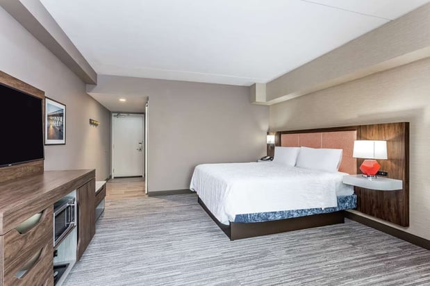 Images Hampton Inn & Suites Kittery-Portsmouth