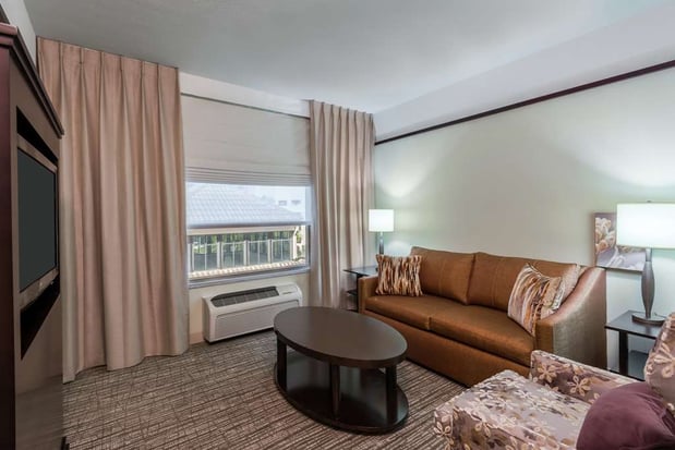 Images Hilton Garden Inn West Palm Beach Airport