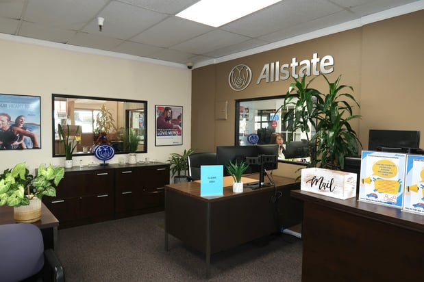 Images Melissa Aiden: Allstate Insurance