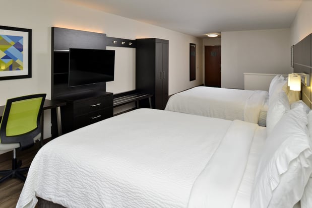 Images Holiday Inn Express & Suites Carthage by IHG