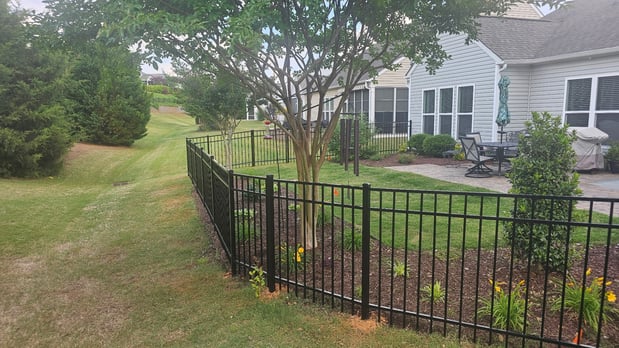 Images B Line Fencing & Services