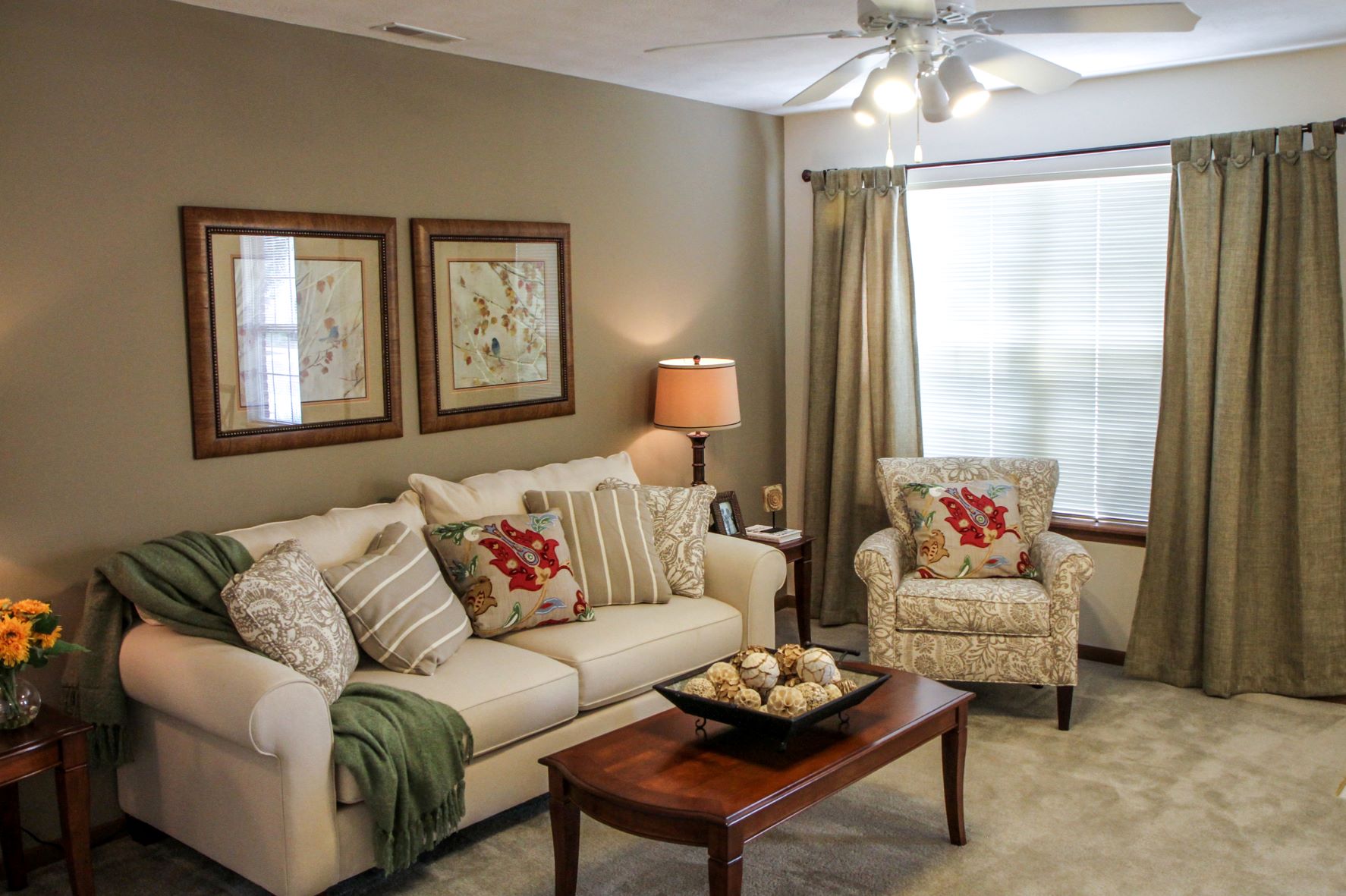 Five Star Residences of Noblesville offers comfortable living space.