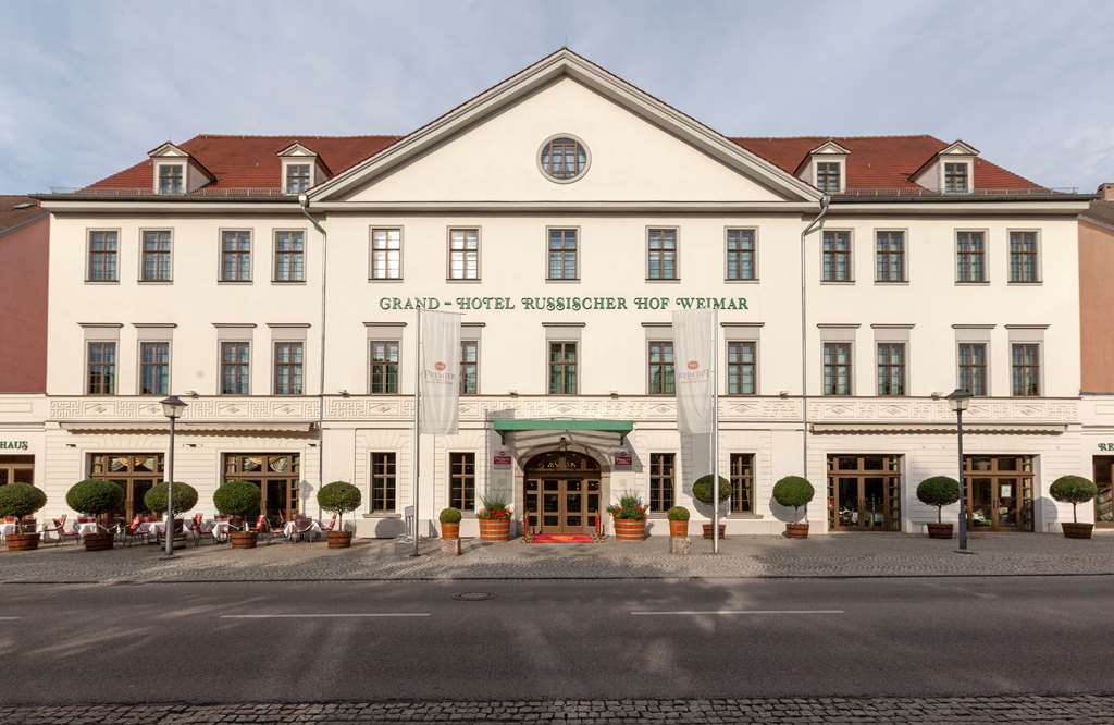 Bild 1 Best Western Premier Grand Hotel Russischer Hof in Weimar