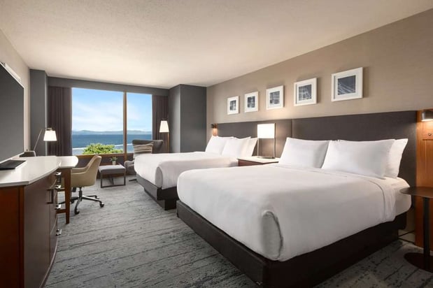 Images Hotel Champlain Burlington, Curio Collection by Hilton