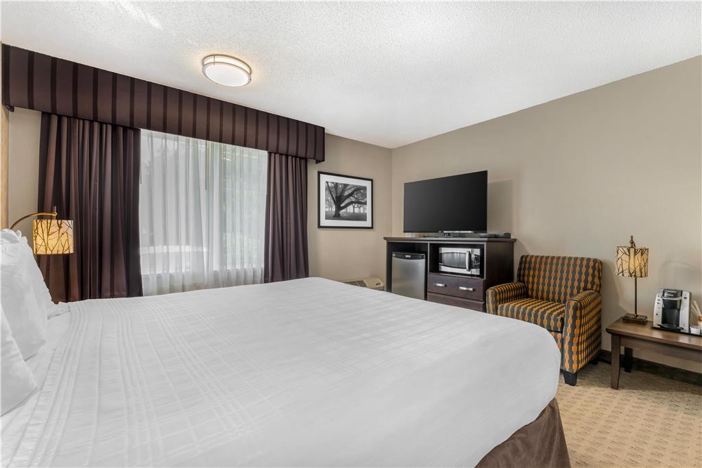 Images Best Western Plus Country Meadows Inn