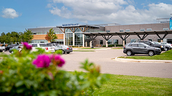 Aspirus Rhinelander Clinic and Hospital entrance