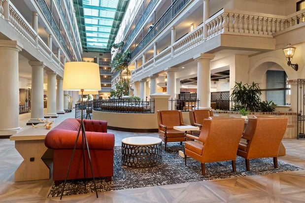 Images Embassy Suites by Hilton Los Angeles International Airport South