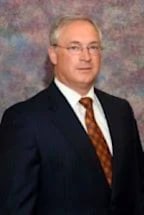 Photo of Attorney Steven Macklin Mills