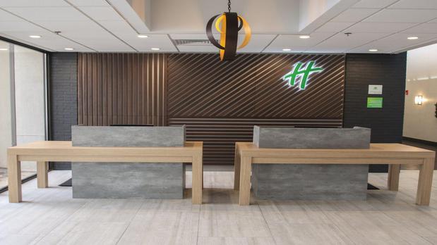 Images Holiday Inn Roanoke Airport-Conference Ctr by IHG
