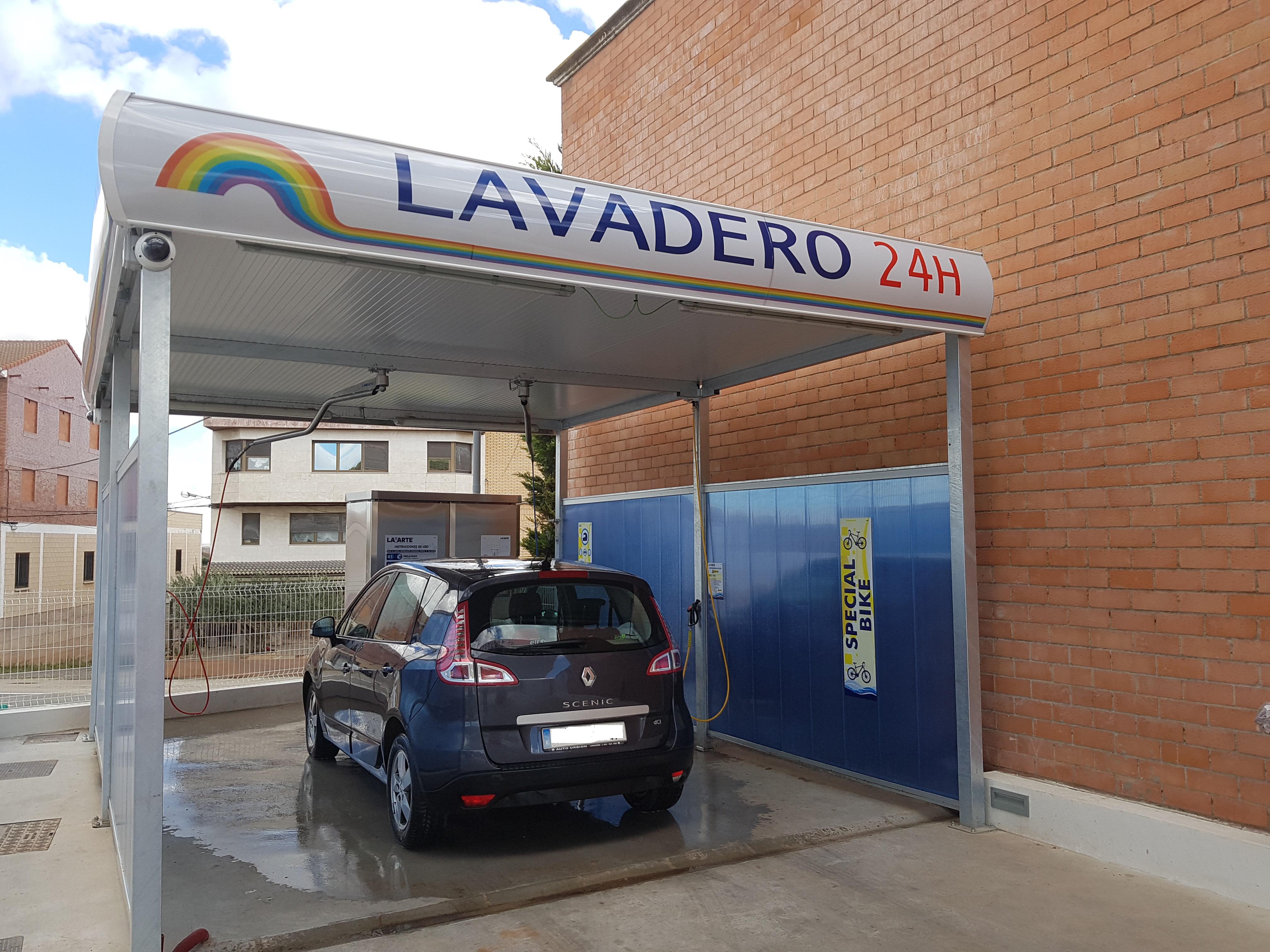 Images Estación de servicio Carburantes Rioja