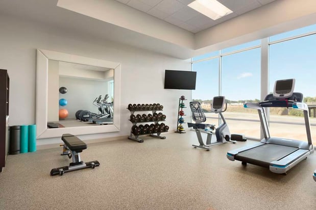 Images Embassy Suites by Hilton Greenville Downtown Riverplace
