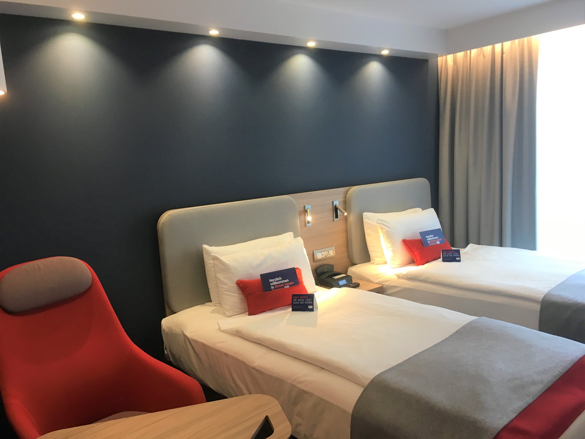 Holiday Inn Express Zürich Airport by IHG, Hofwisenstrasse 30 in Rümlang