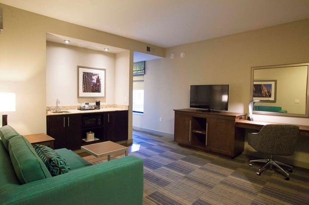 Images Hampton Inn & Suites Downtown St. Paul