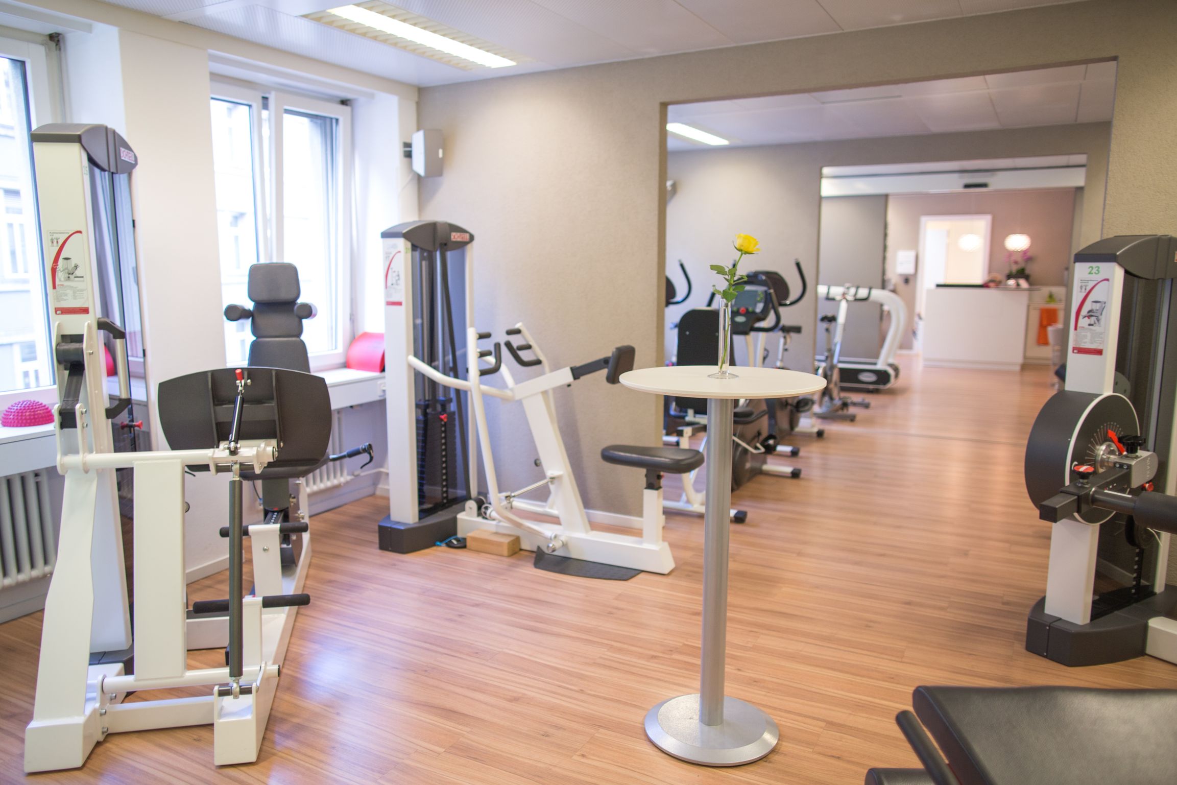 Rücken Center med., Nüschelerstrasse 45 in Zürich