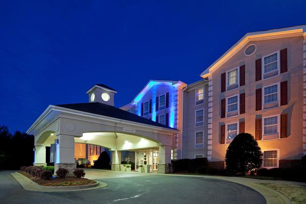 Images Holiday Inn Express & Suites Conover (Hickory Area), an IHG Hotel