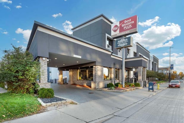 Images Best Western Plus Milwaukee West