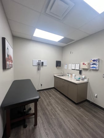 Images Xpress Wellness Urgent Care - Durant